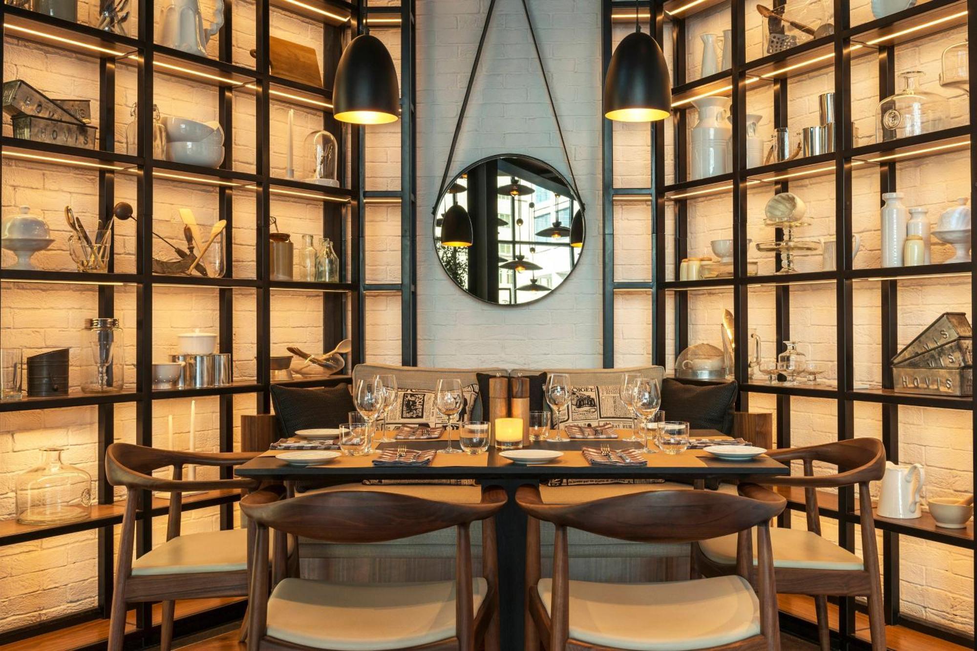 Le Royal Meridien Abu Dhabi Esterno foto The interior of the restaurant