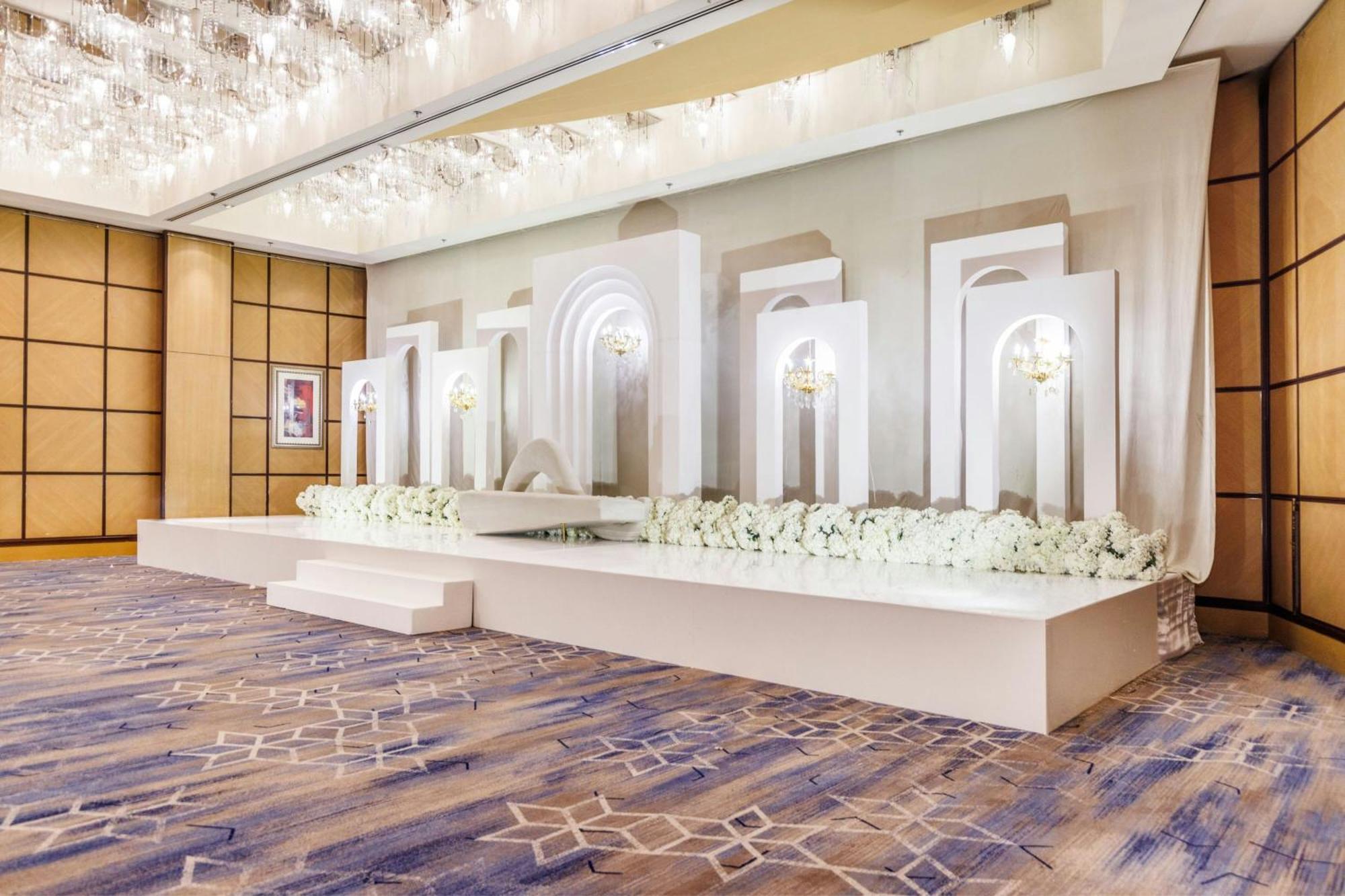 Le Royal Meridien Abu Dhabi Esterno foto